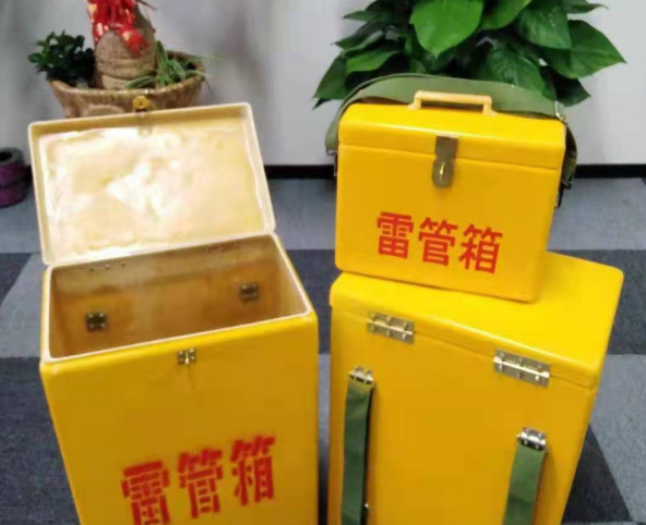七里河玻璃钢雷管箱有哪些特点